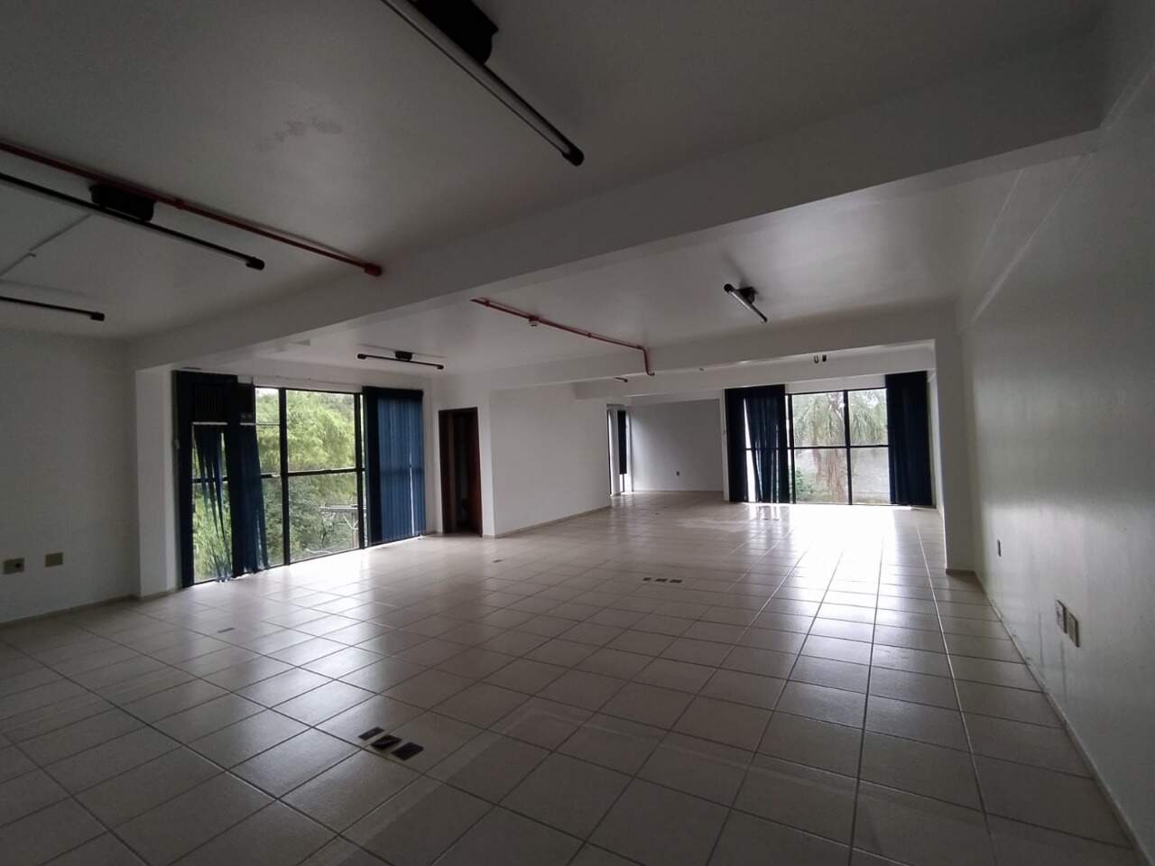 Conjunto Comercial-Sala para alugar, 109m² - Foto 9