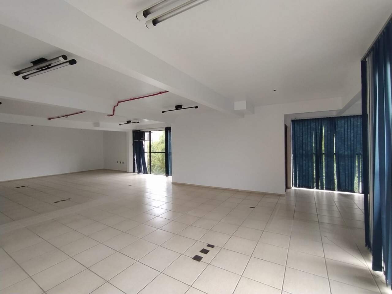 Conjunto Comercial-Sala para alugar, 109m² - Foto 11