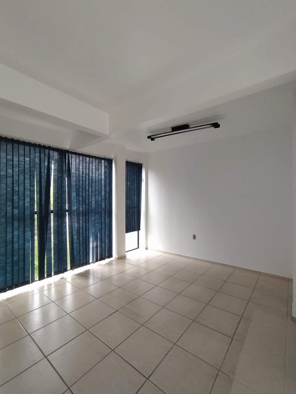 Conjunto Comercial-Sala para alugar, 109m² - Foto 14