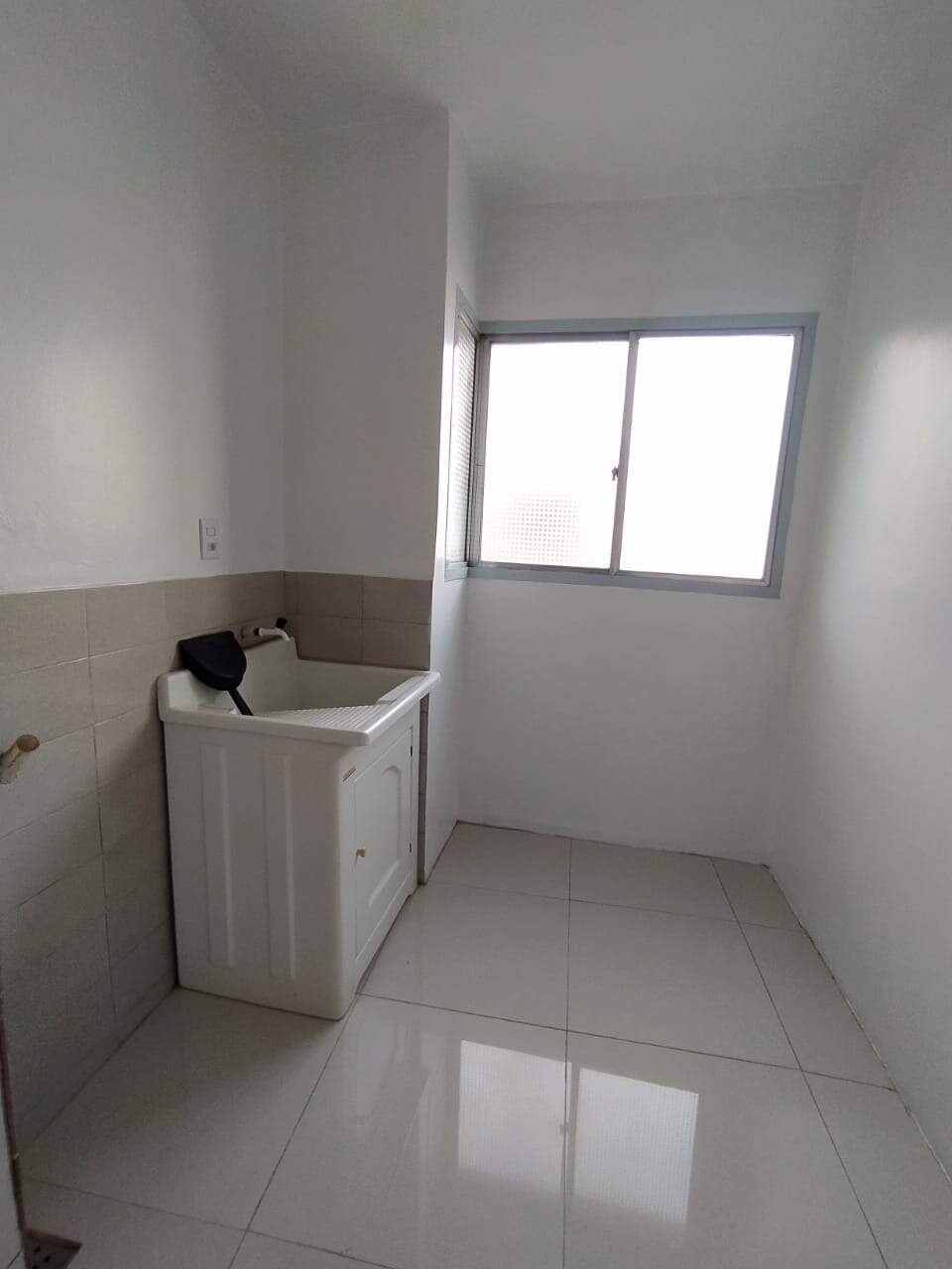 Apartamento para alugar com 2 quartos, 60m² - Foto 7