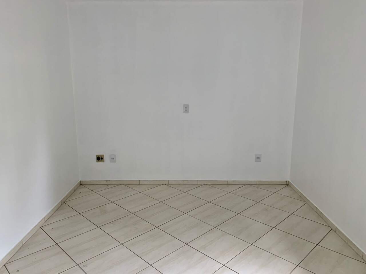 Apartamento para aluguel no Moinhos: 