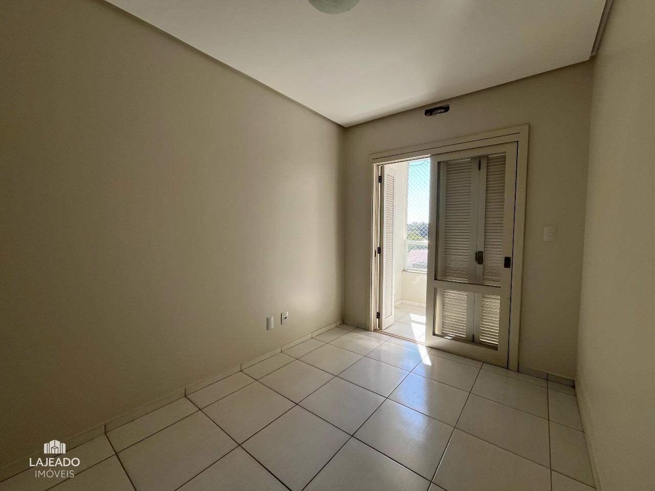 Apartamento para aluguel no Florestal: 
