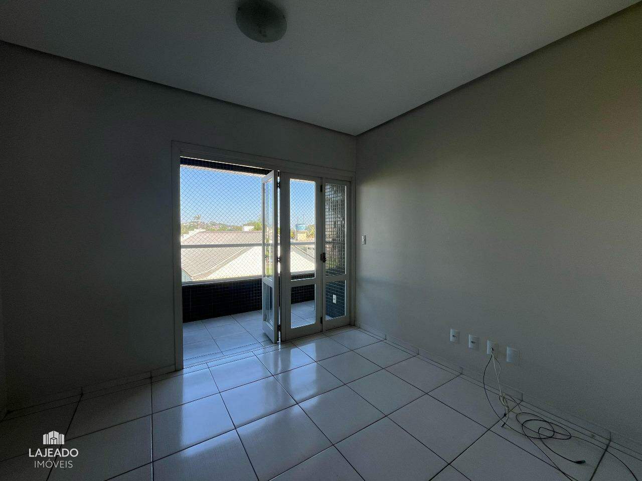 Apartamento para aluguel no Florestal: 