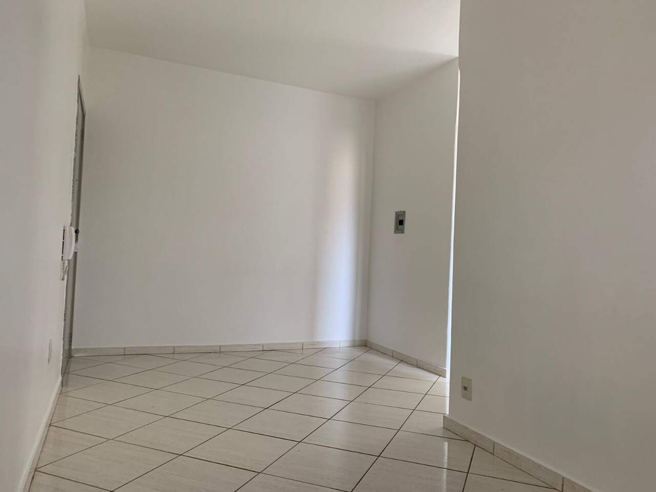 Apartamento para alugar com 1 quarto, 45m² - Foto 3