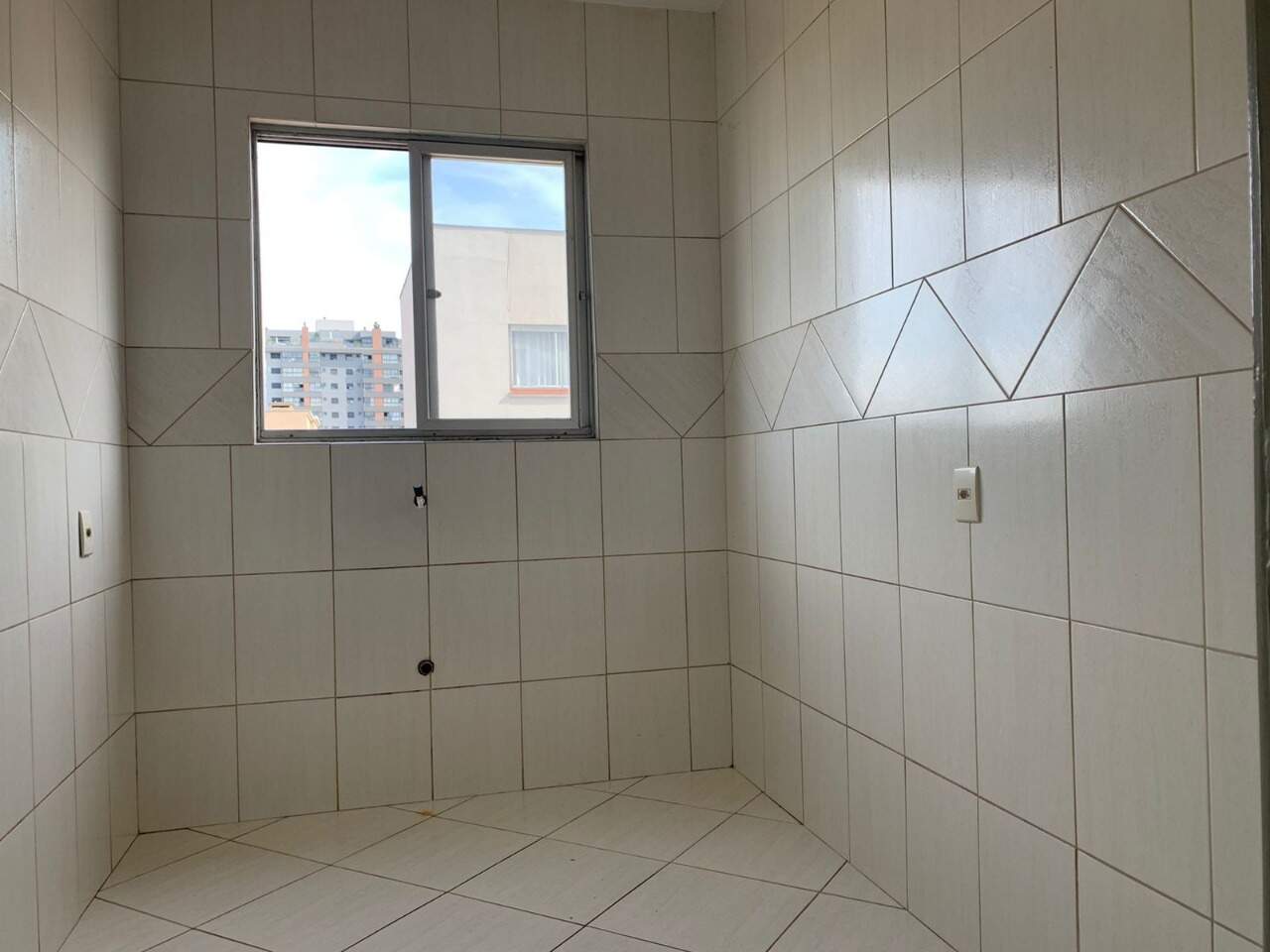 Apartamento para alugar com 1 quarto, 45m² - Foto 4