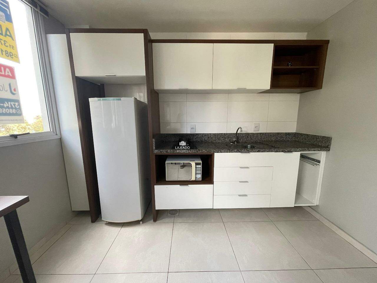 Kitnet para aluguel no Universitário: 