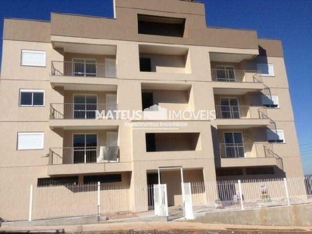 Apartamento à venda com 2 quartos, 79m² - Foto 1