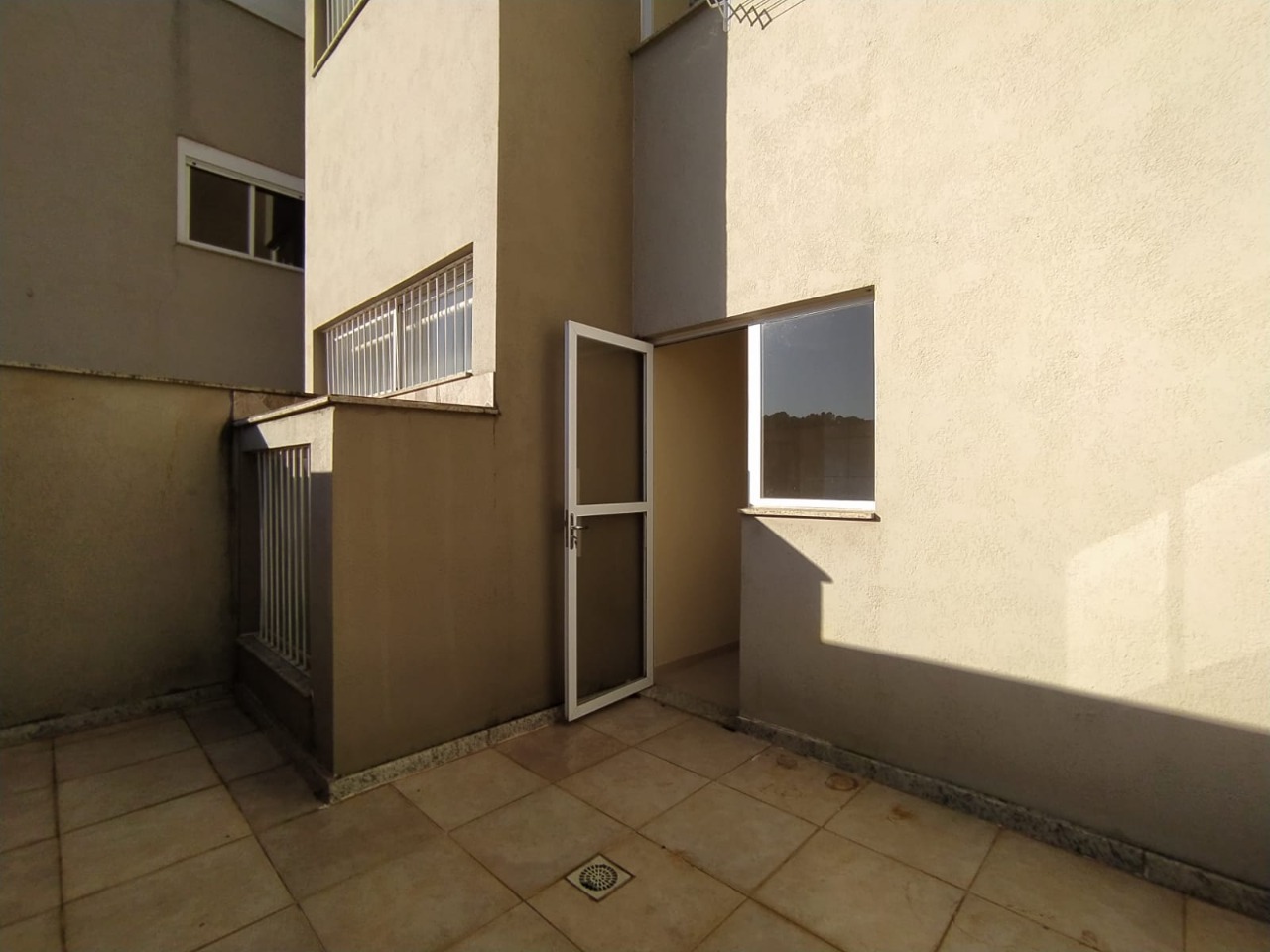 Apartamento para aluguel no Montanha: 