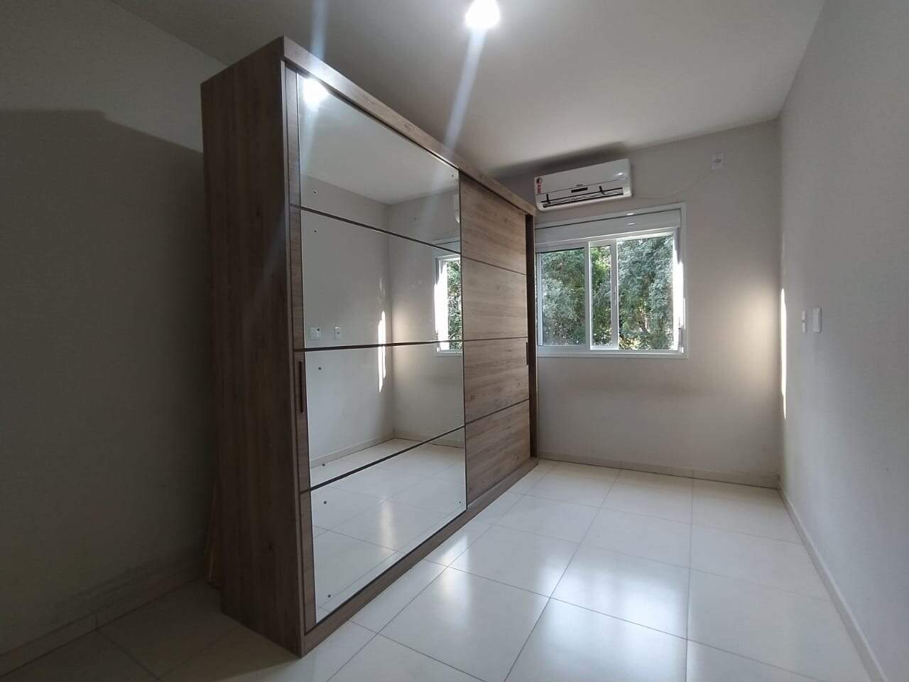 Apartamento para alugar com 2 quartos, 60m² - Foto 8