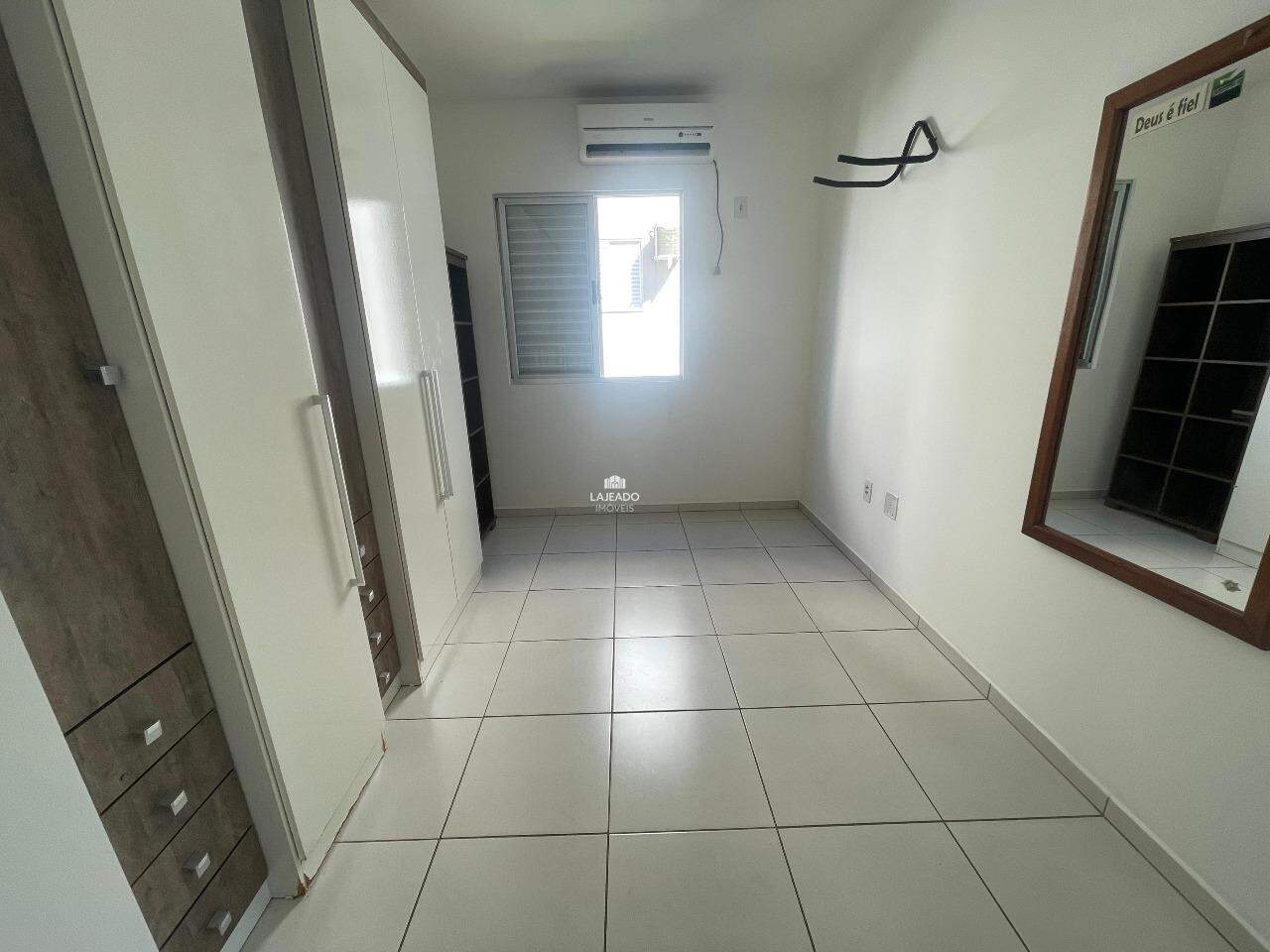 Apartamento para aluguel no Universitário: 