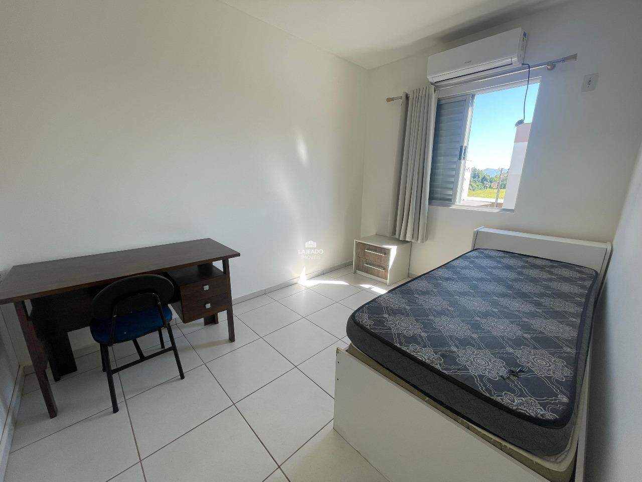 Apartamento para aluguel no Universitário: 