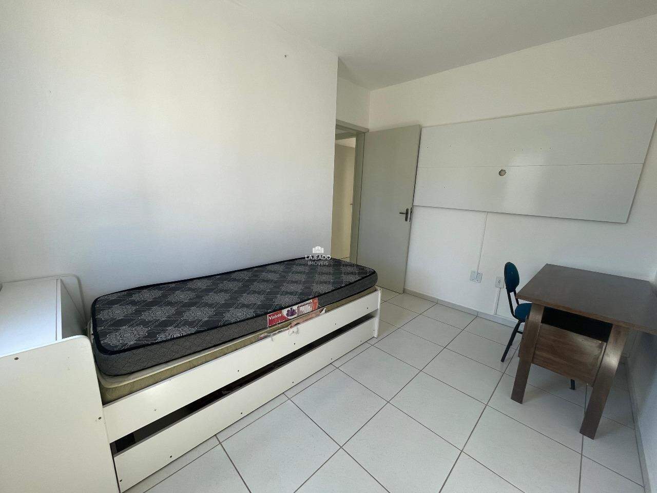 Apartamento para aluguel no Universitário: 