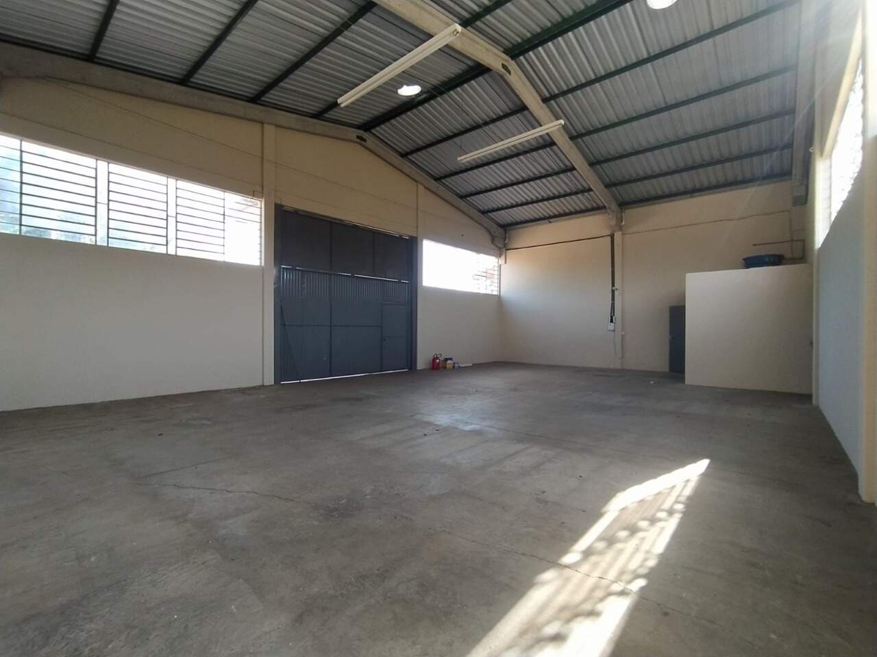 Loja-Salão para alugar, 150m² - Foto 5