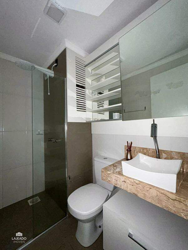 Apartamento para alugar com 1 quarto, 46m² - Foto 14