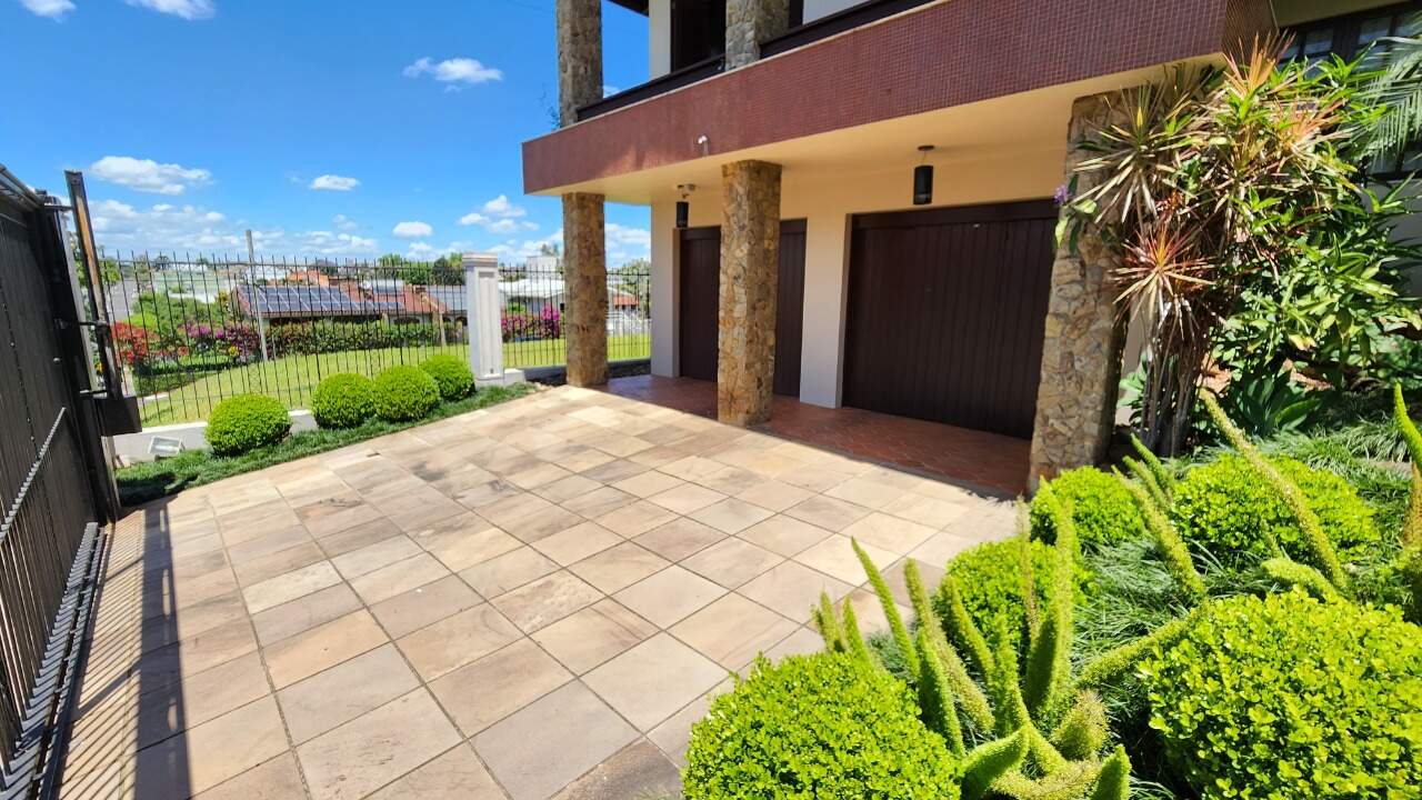 Casa para alugar com 4 quartos, 415m² - Foto 4