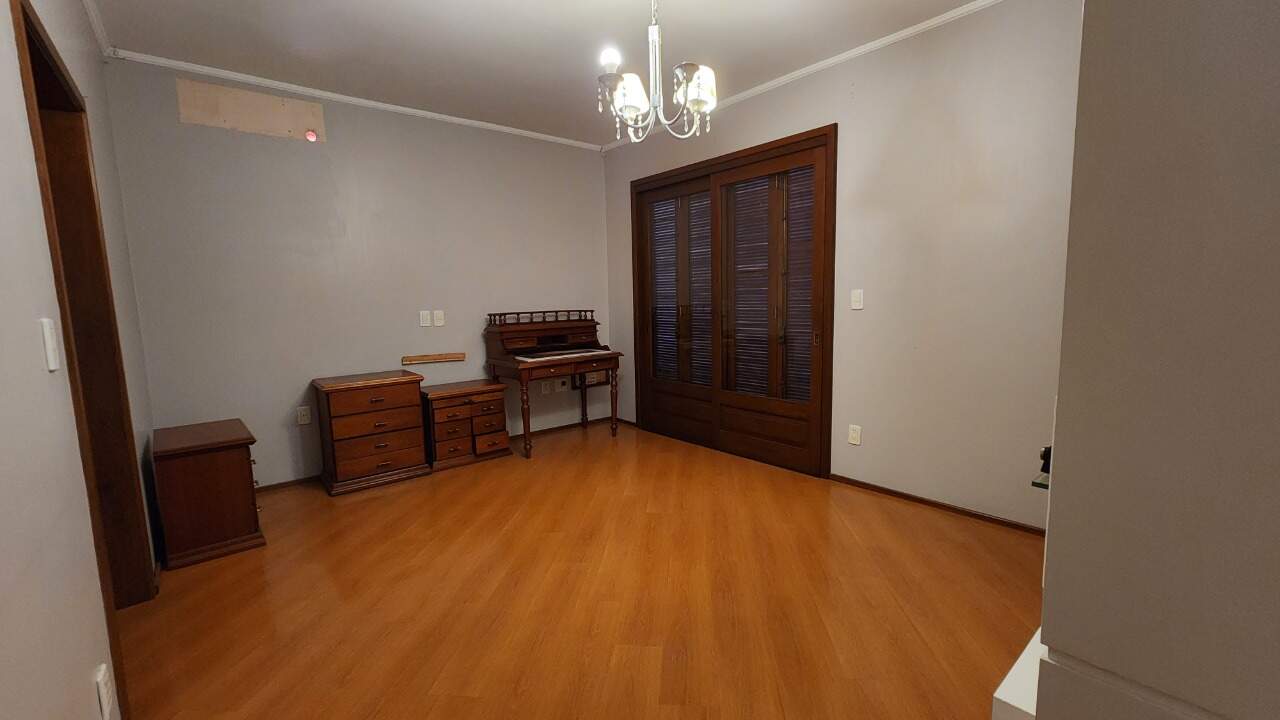 Casa para alugar com 4 quartos, 415m² - Foto 19