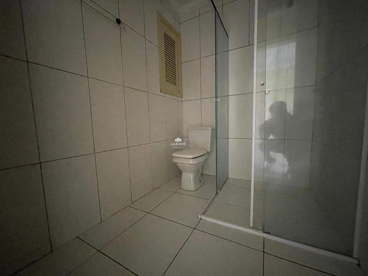 Apartamento para aluguel no Centenário: 
