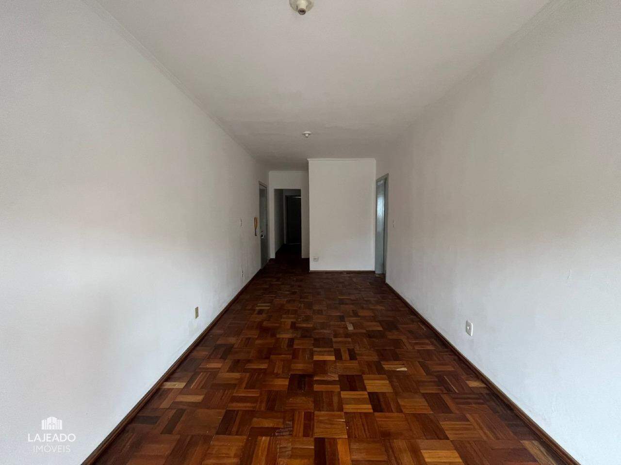 Apartamento para alugar com 2 quartos, 70m² - Foto 3