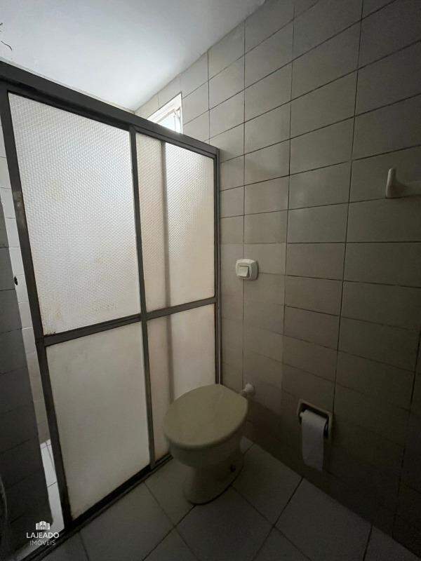 Apartamento para alugar com 2 quartos, 70m² - Foto 8