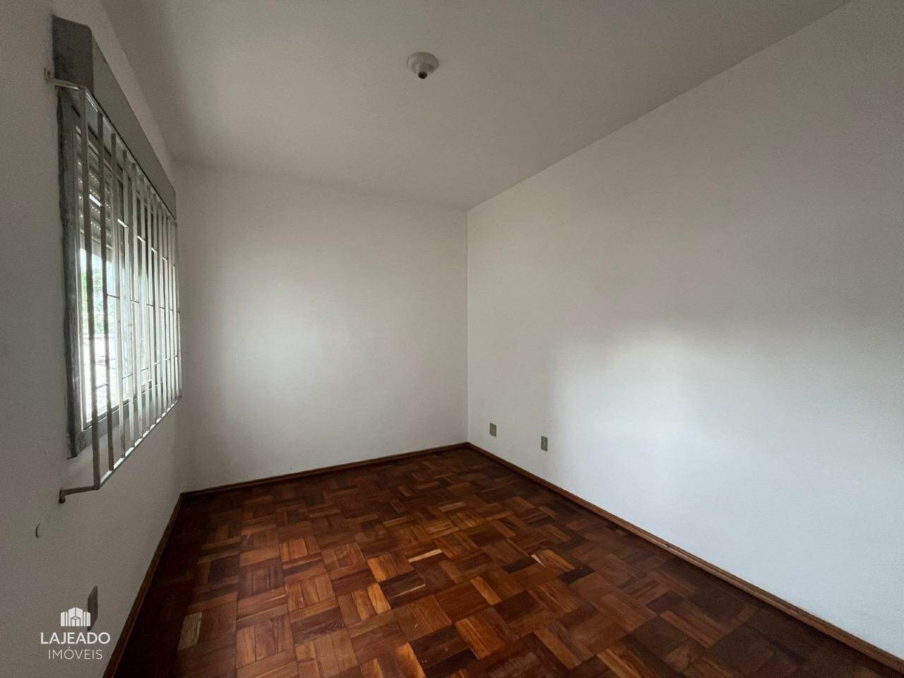 Apartamento para alugar com 2 quartos, 70m² - Foto 7