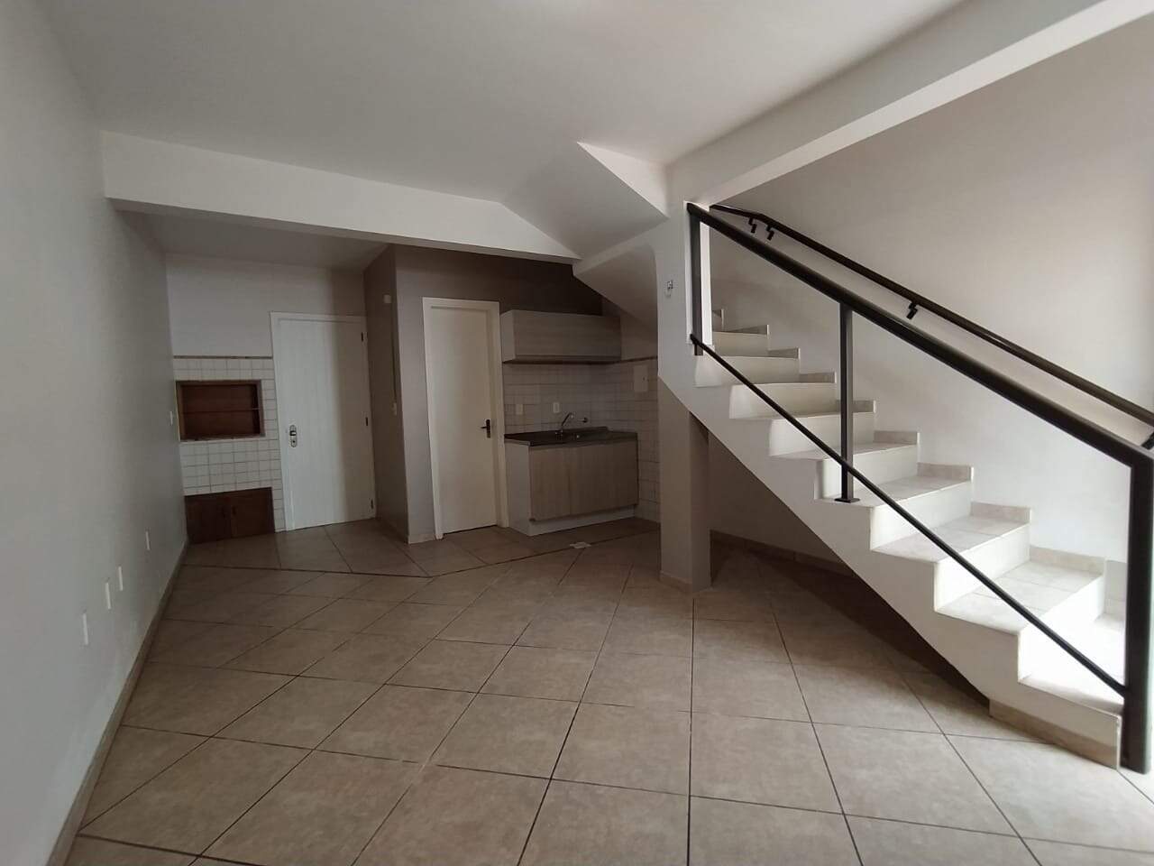 Sobrado para alugar com 2 quartos, 96m² - Foto 11