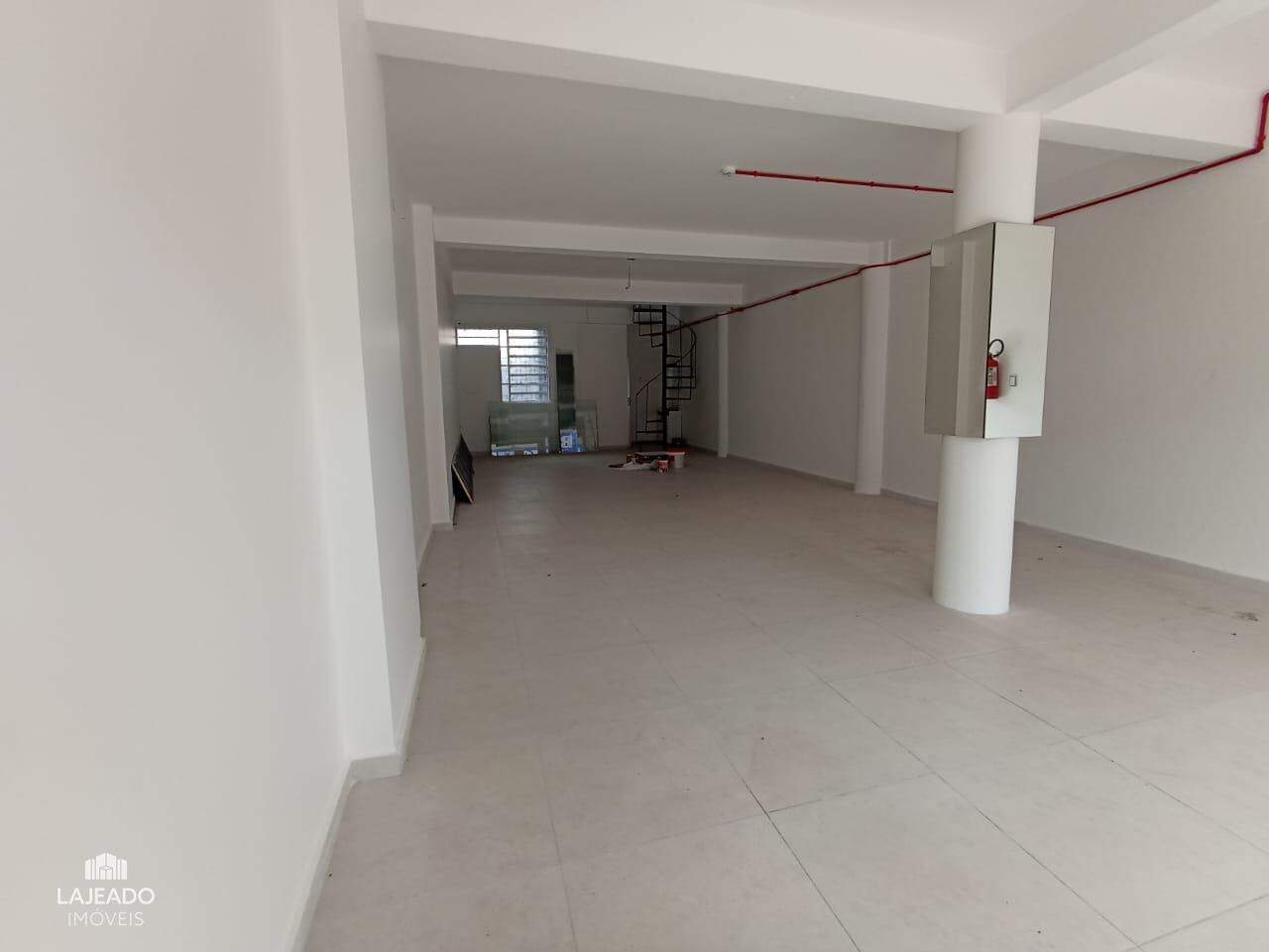 Loja-Salão para alugar, 109m² - Foto 2