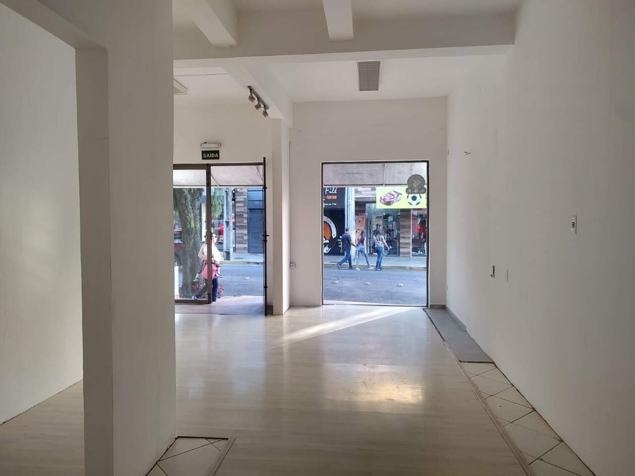 Loja-Salão para alugar, 53m² - Foto 7