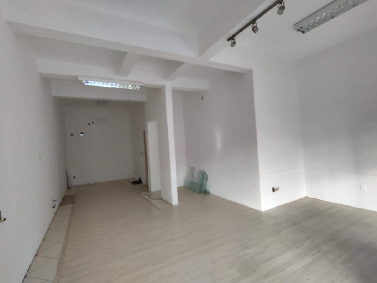 Loja-Salão para alugar, 53m² - Foto 6