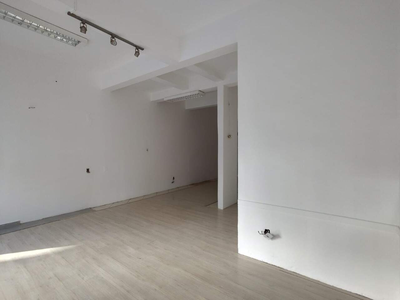 Loja-Salão para alugar, 53m² - Foto 4