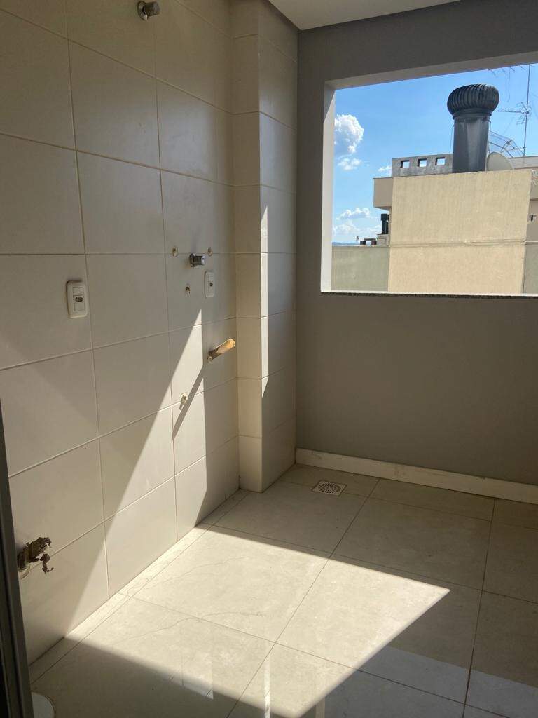 Apartamento à venda no Florestal: 