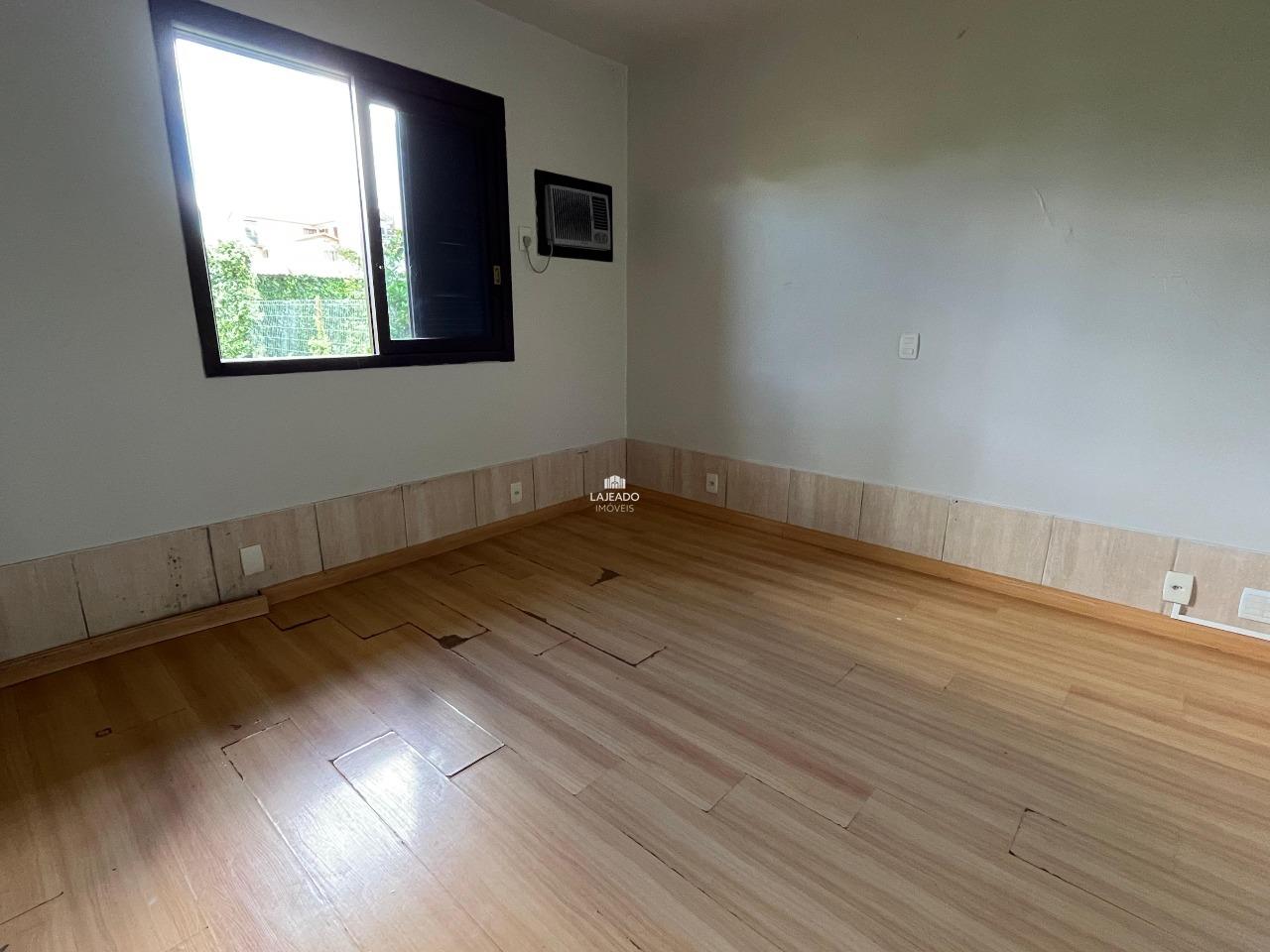 Casa comercial para aluguel no São Cristóvão: 