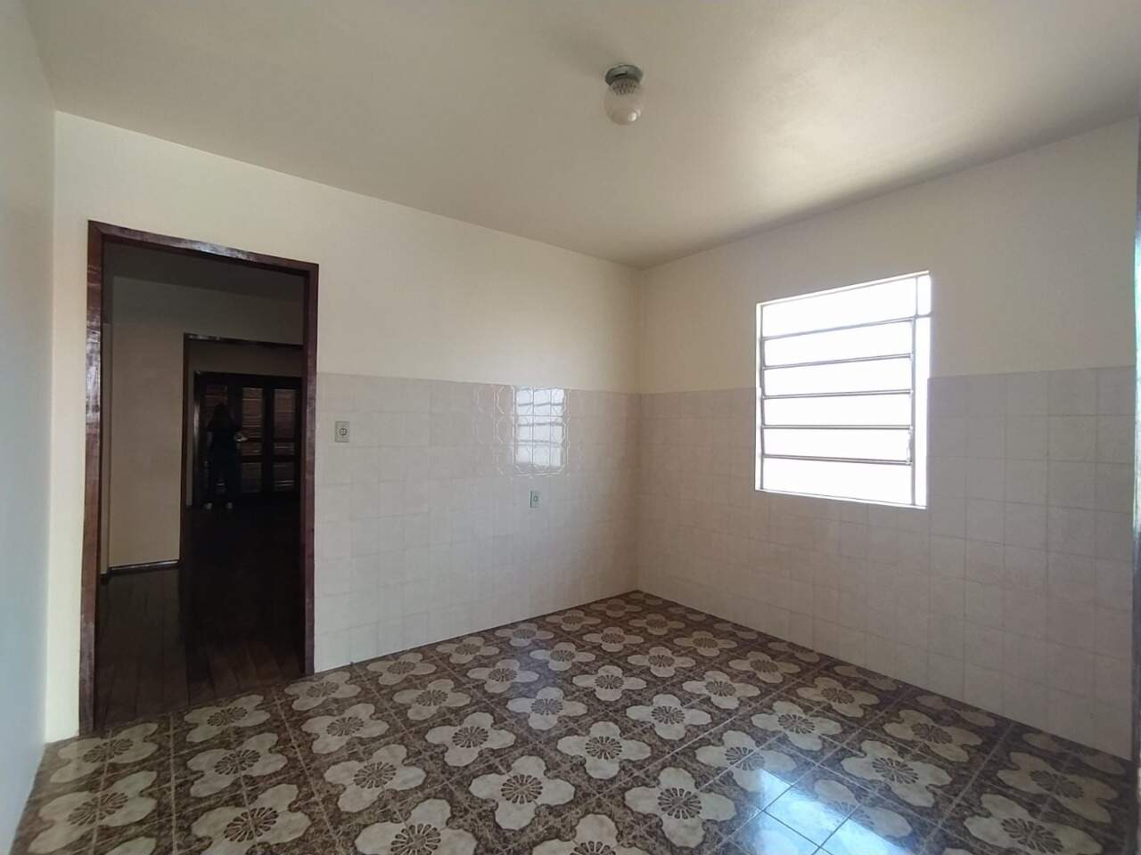 Casa à venda com 4 quartos, 200m² - Foto 29