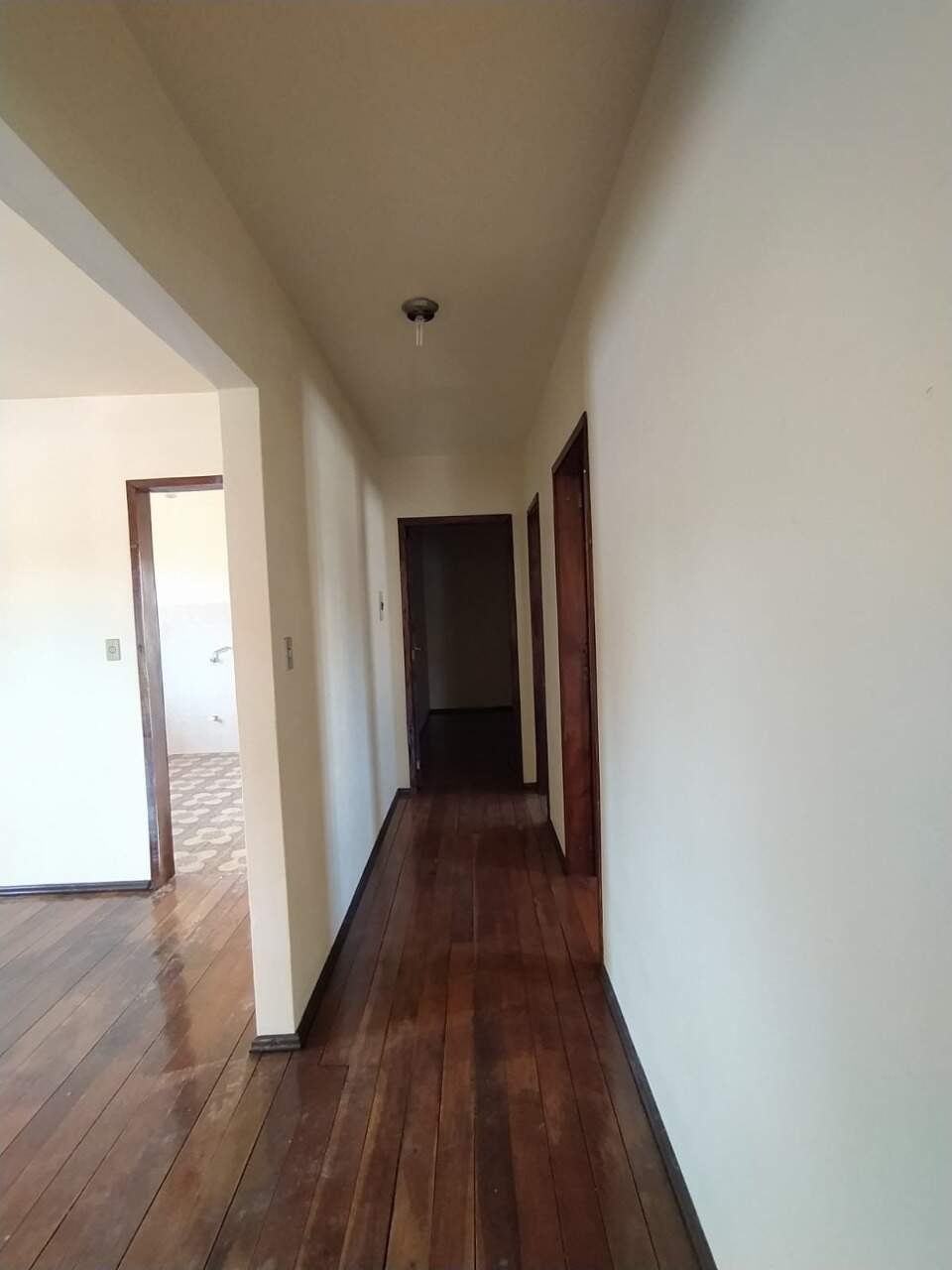 Casa à venda com 4 quartos, 200m² - Foto 23