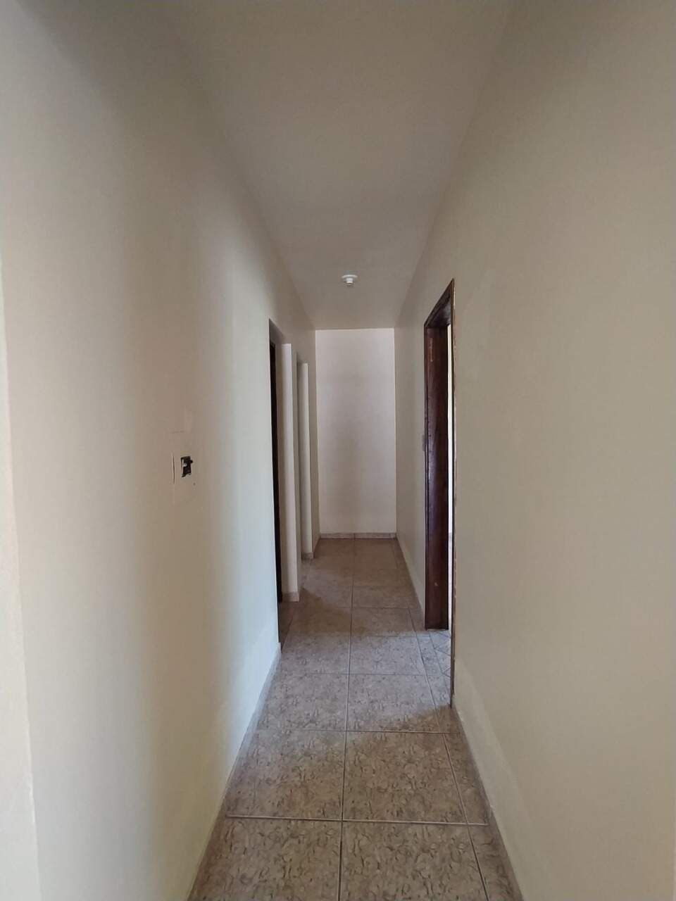 Casa à venda com 4 quartos, 200m² - Foto 8