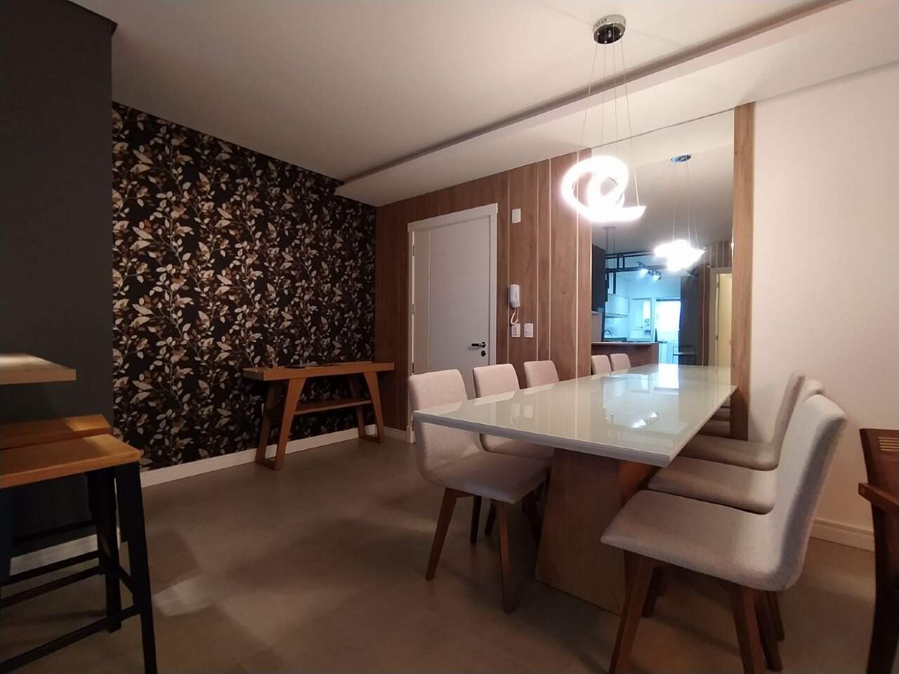 Apartamento para aluguel no Centro: 
