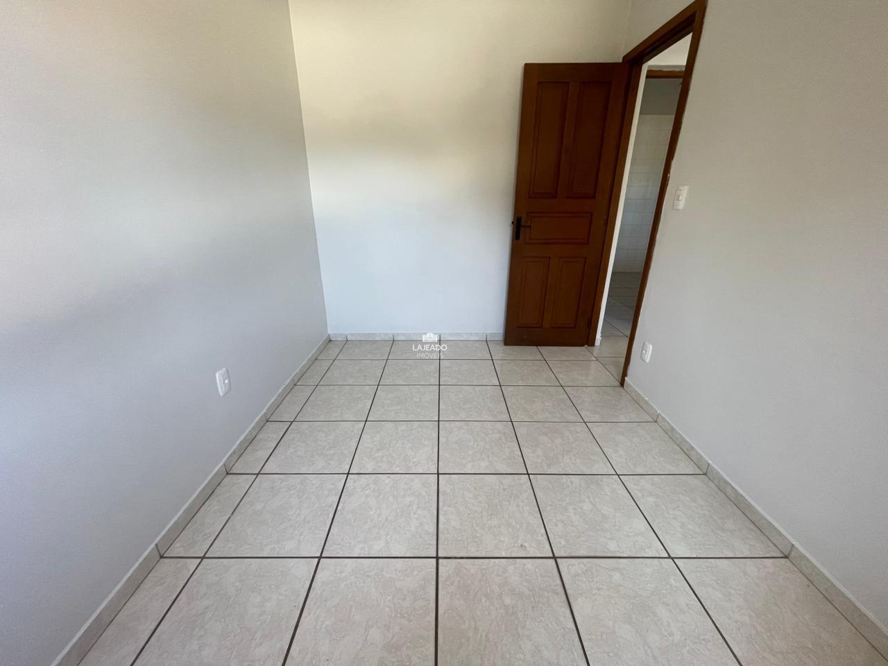 Apartamento para aluguel no Florestal: 