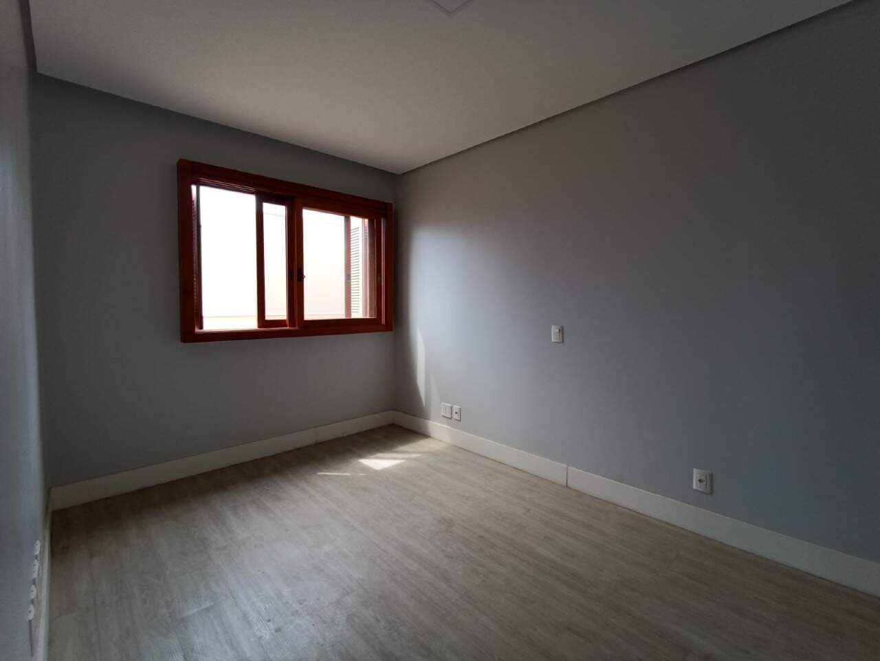 Apartamento para alugar com 3 quartos, 150m² - Foto 17