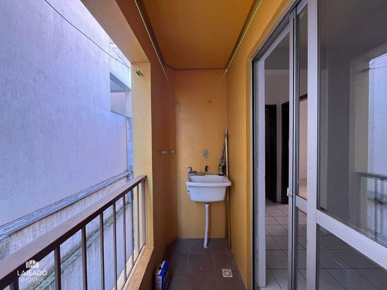 Apartamento para aluguel no Centro: 