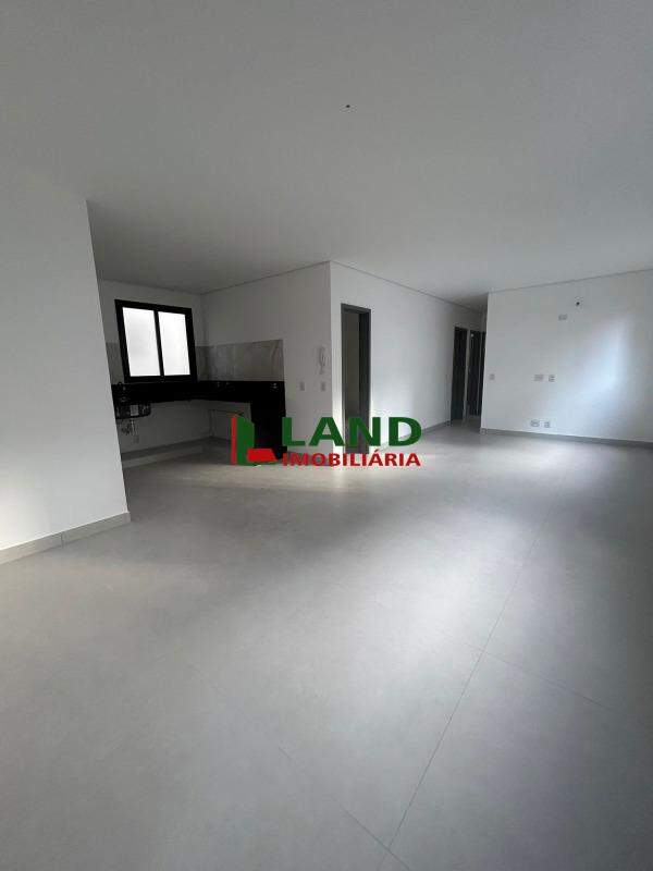 Apartamento à venda no Prado: 