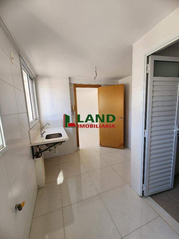 Apartamento à venda no Prado: 