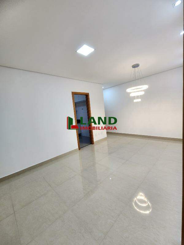 Apartamento para aluguel no Liberdade: 