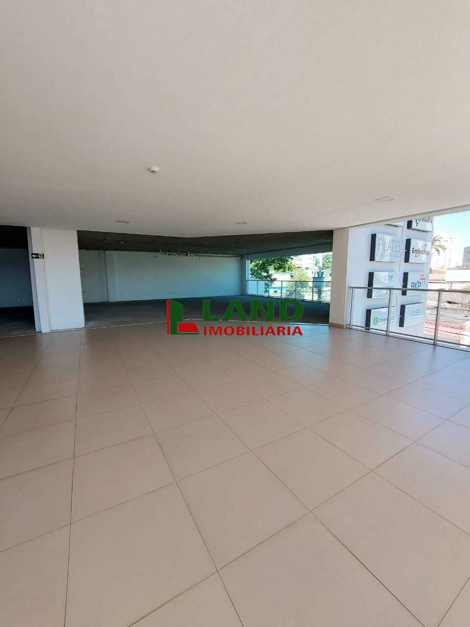 Sala comercial para aluguel no Jaraguá: 