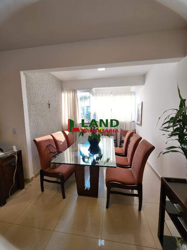 Apartamento à venda no Jaraguá: 