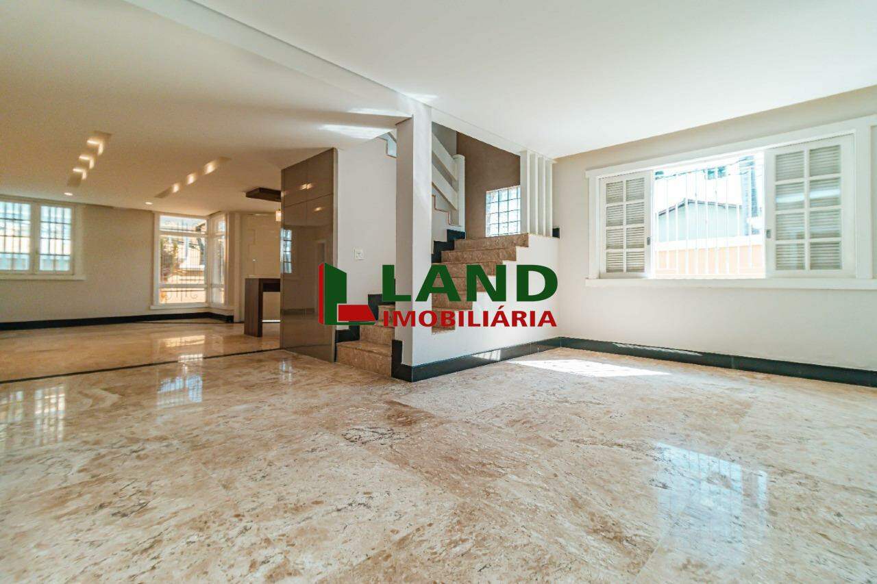 Casa à venda no Dona Clara: 