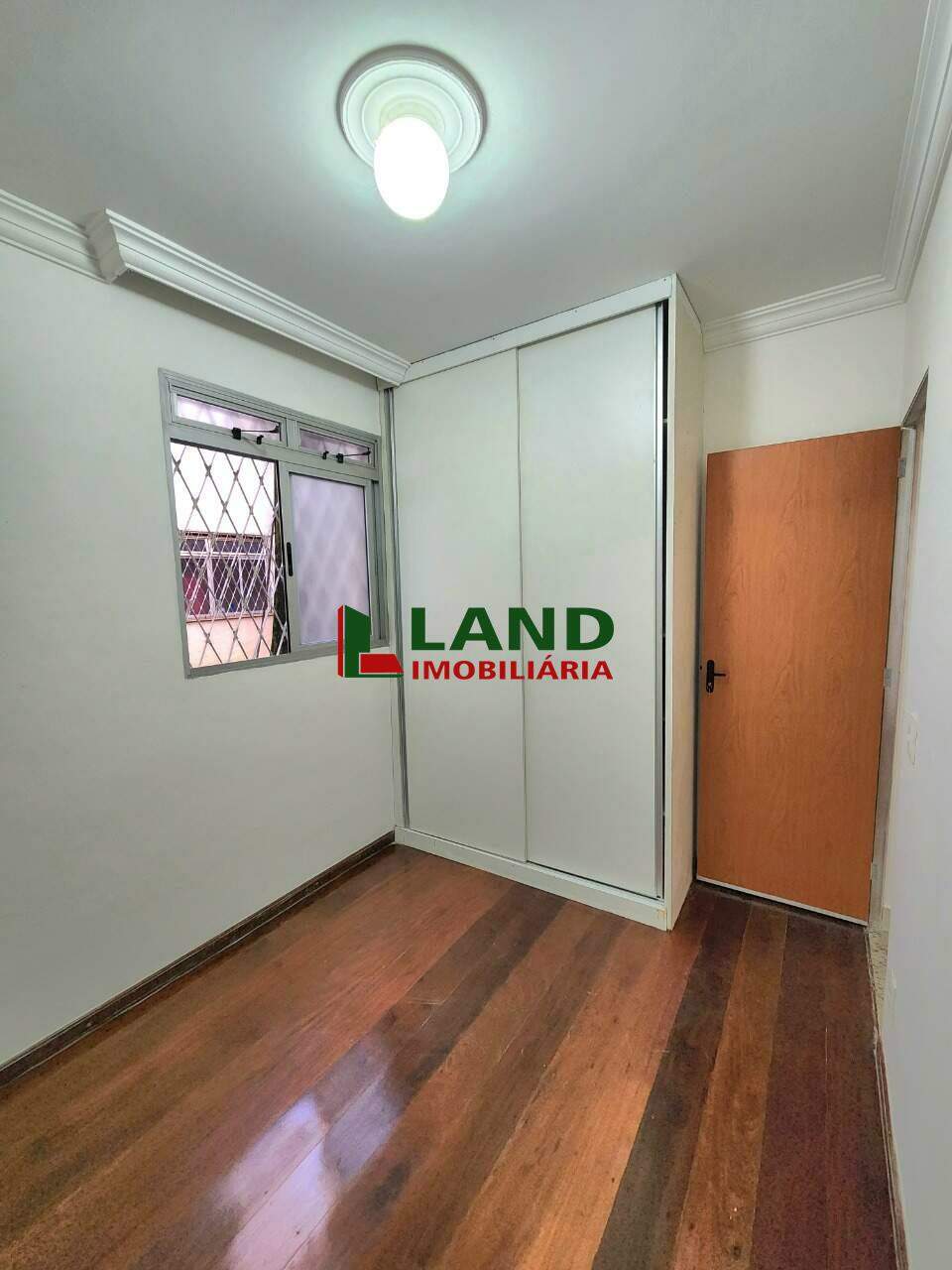 Apartamento à venda no Indaiá/Jaraguá: 