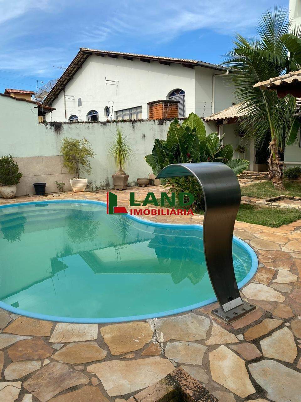 Casa à venda no Centro: 