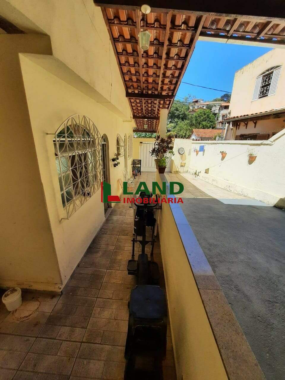 Casa à venda no Universitários: 