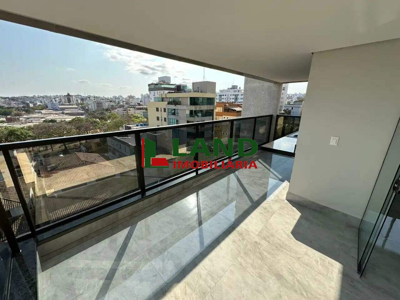 Apartamento à venda no Castelo: 