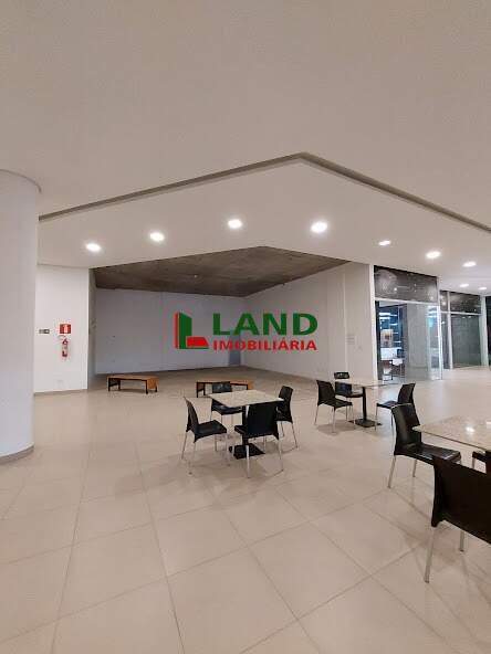 Loja comercial à venda no Jaraguá: 