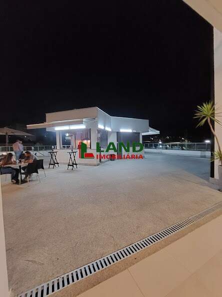 Loja comercial à venda no Jaraguá: 